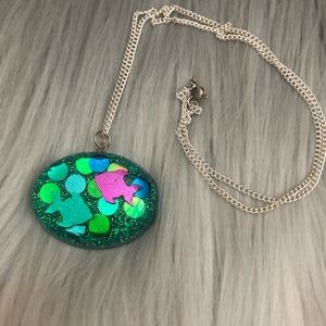 Ritzee Rebel One Fish Two Fish Resin Necklace 🐠